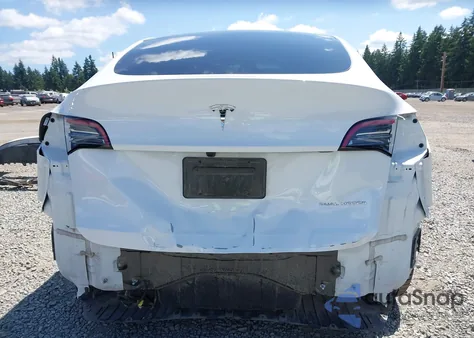 2023 Tesla Model Y Awd/Long Range Dual Motor All-Wheel Drive from USA, damaged, VIN 7SAYGDEE2PF877078